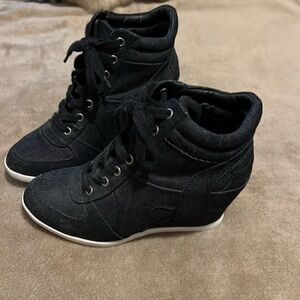 Women’s Sophie 17 wedge bootie